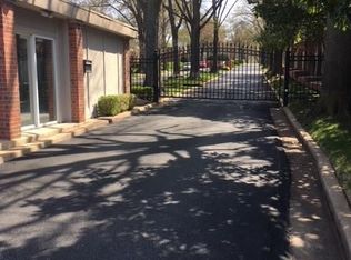 2406 E 72nd St #11B2, Tulsa, OK 74136