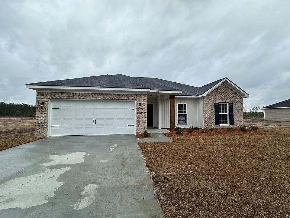 1st image of 1465 SE Arnold Dr