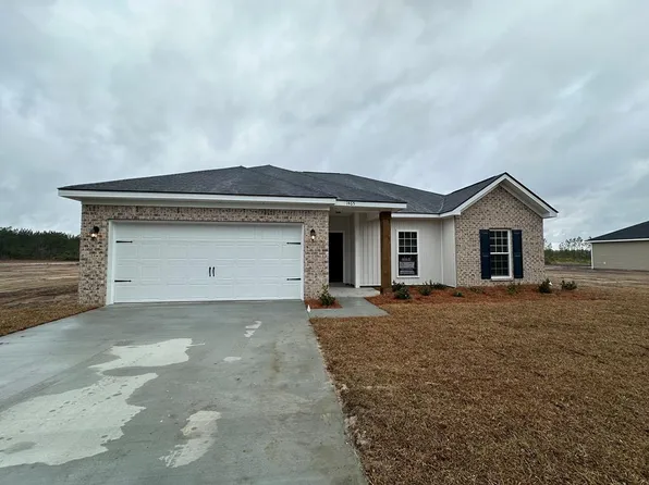 1465 SE Arnold Dr, Allenhurst, GA 31301