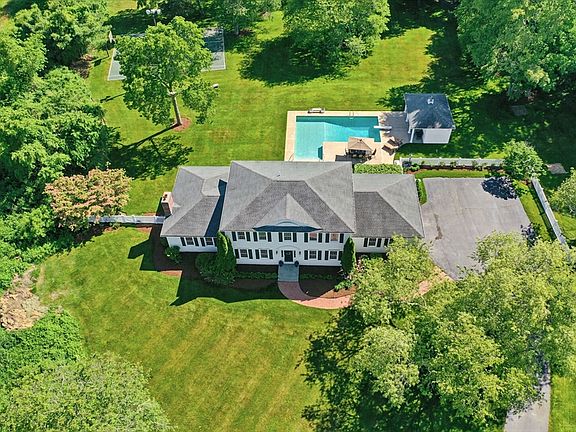 4th image of 523 Old Westport Rd