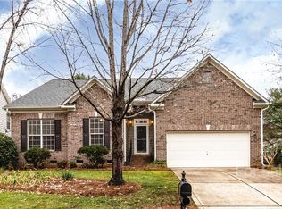 221 Tyndale Ct, Waxhaw, NC 28173