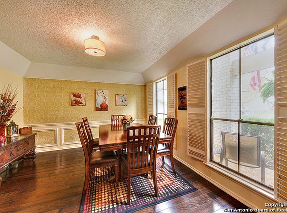 4th image of 15218 Summerton Oak St