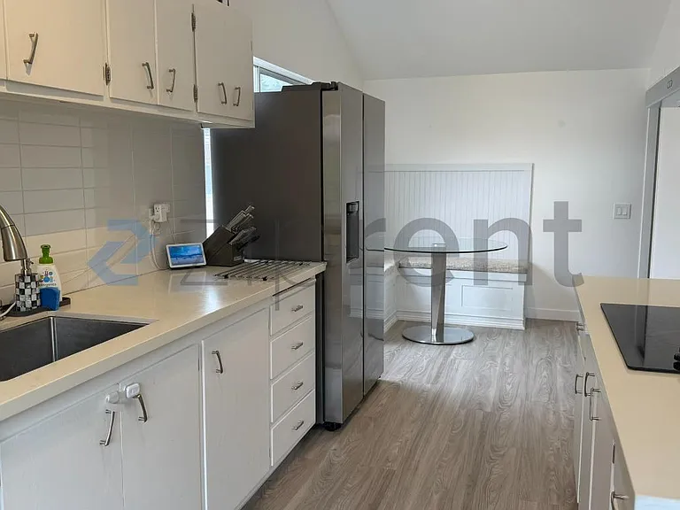 2380 Olympic Dr — Photo 9