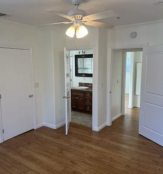 4626 N Noble Ave — Photo 8