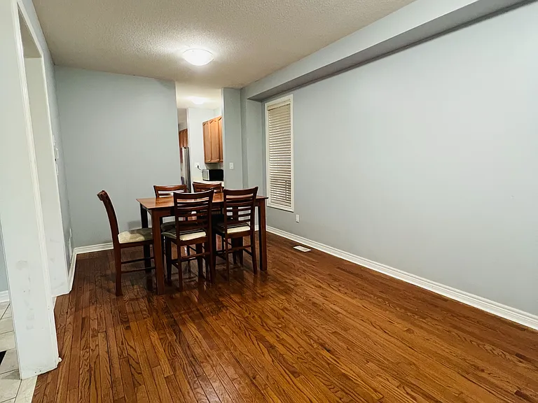 9 Shuter Ln — Photo 4