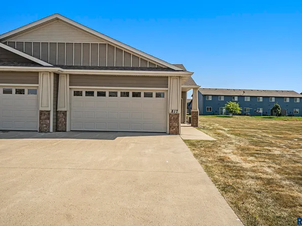 817 E El Dorado Ct, Sioux Falls, SD 57108