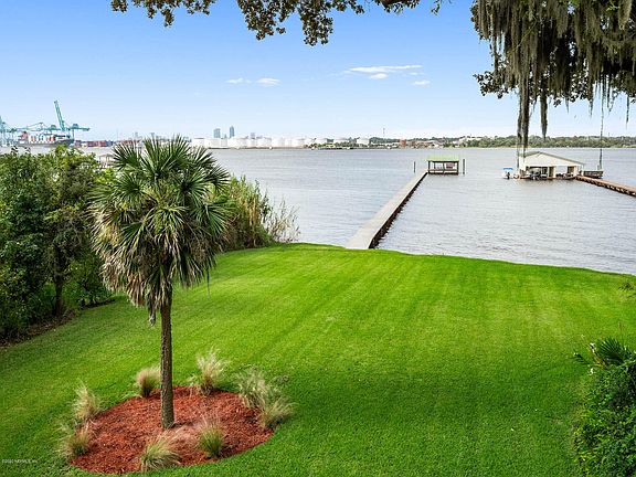 3rd image of 3664 Spinnaker Ct
