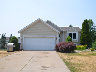 1369 Wiersma Dr, Zeeland, MI, 49464