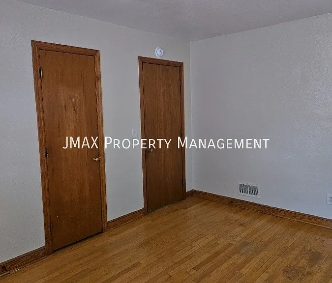 3128 Fleetwood Ave — Photo 12