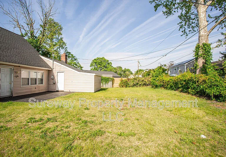 11 Sedgwick Ln — Photo 34