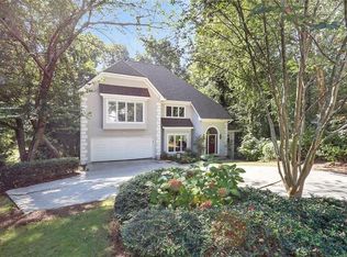 930 Manchester Pl, Sandy Springs, GA 30328