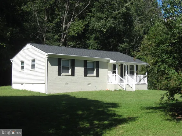 16623 Braswell St, Bowling Green, VA 22427