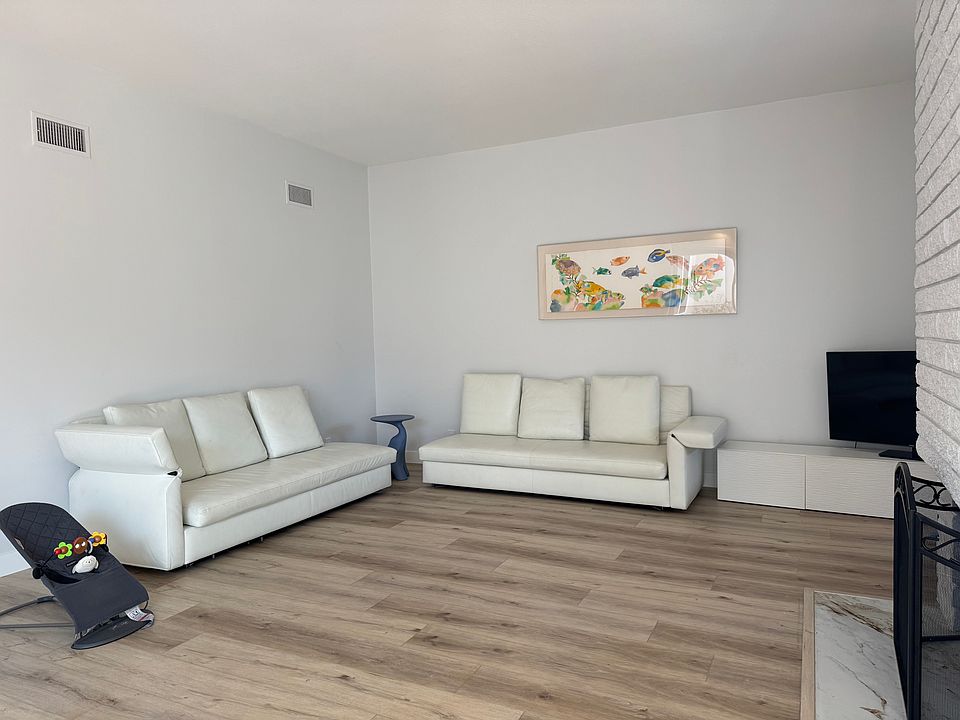 1st image of 22 Leatherwood Way