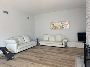 22 Leatherwood Way, Irvine, CA 92612