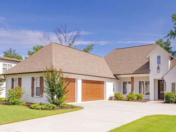 229 Stone Creek Dr, Madison, MS 39110