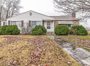 313 Sioux Rd, Bristol, VA 24201