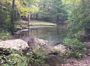 201 Meadowview Dr, Fairfield Glade, TN 38558