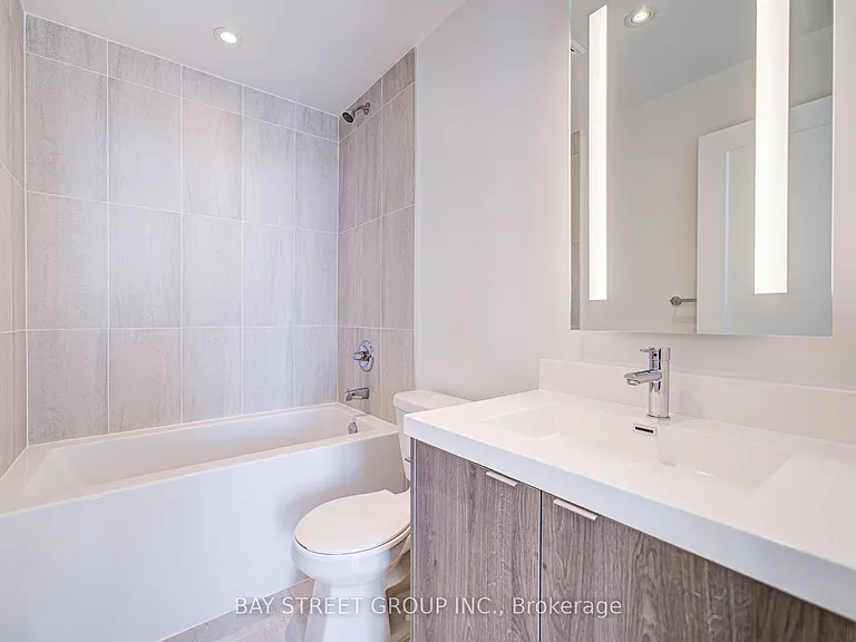 5 Mabelle Ave #4032 — Photo 30