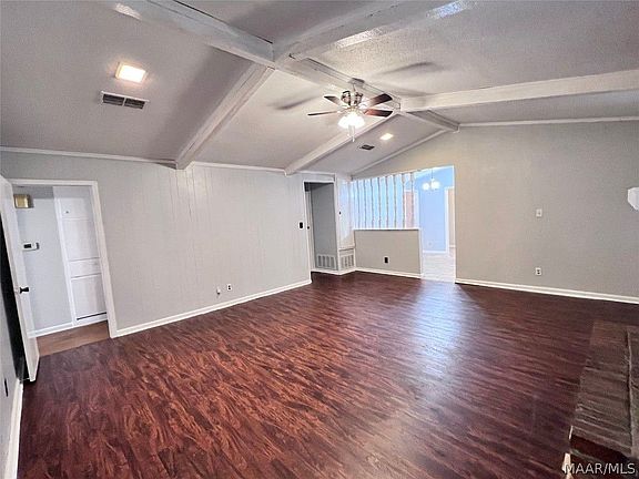 2nd image of 5844 Ainsworth Dr