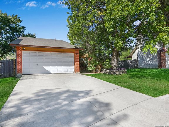 3rd image of 7151 Fallen Trail Dr