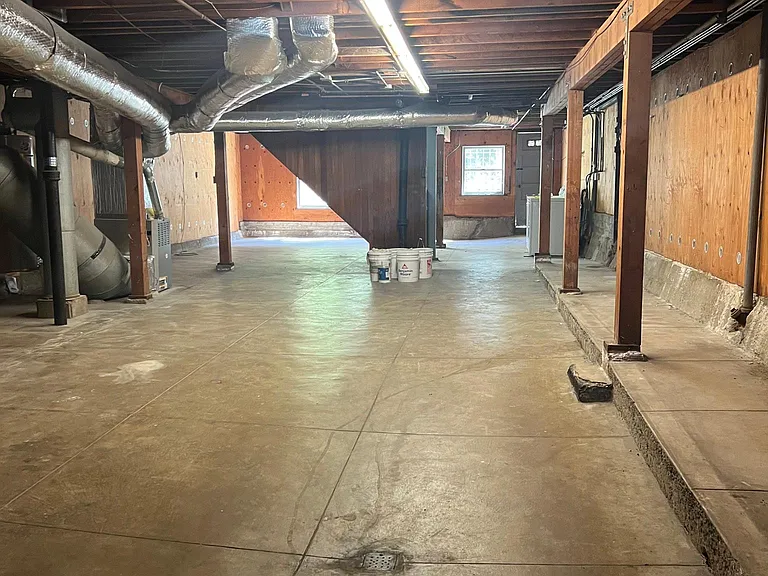 2645 Chestnut St — Photo 20