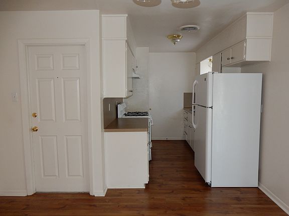4th image of 1417 West Ln