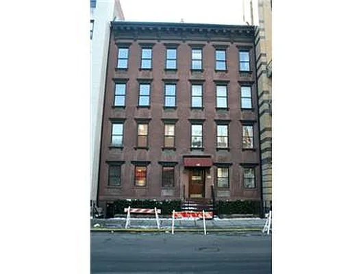 Rented by Douglas Elliman | media 23