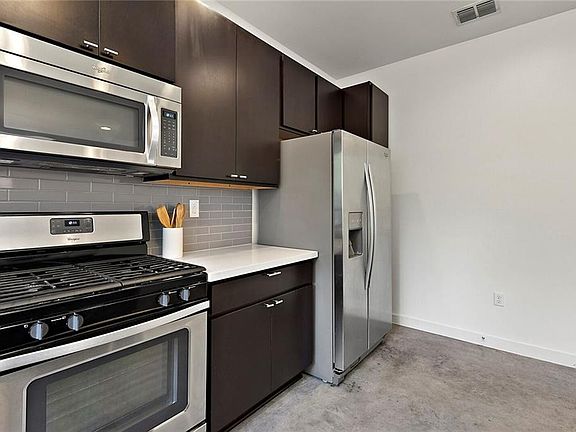 5th image of 301 W Stassney Ln Unit 28