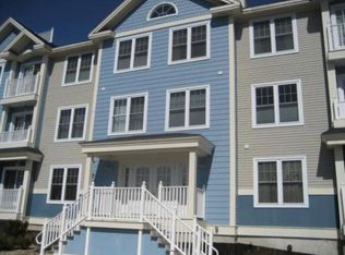 19 Broad St UNIT 307, Merrimac, MA 01860