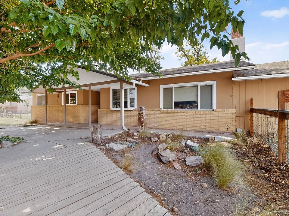 1st image of 2535 Margaret Dr