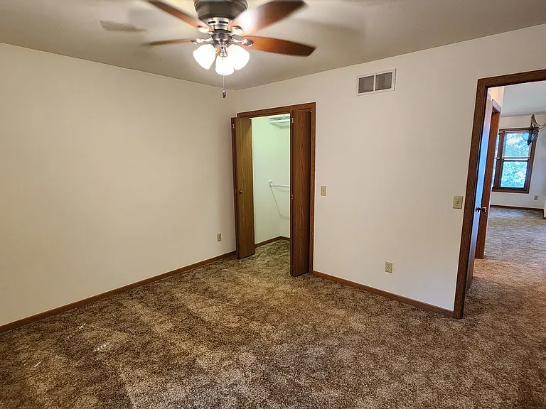 W10606 Hickory Point Rd — Photo 13