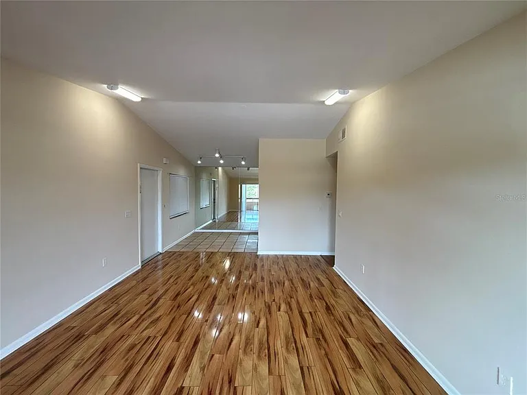 5169 Vineland Rd #B208 — Photo 9