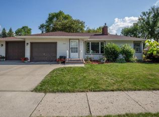 1014 15th Ave S, Fargo, ND 58103