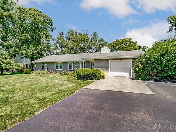 3rd image of 641 Green Acres Dr