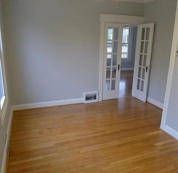 538 Florida Ave — Photo 6
