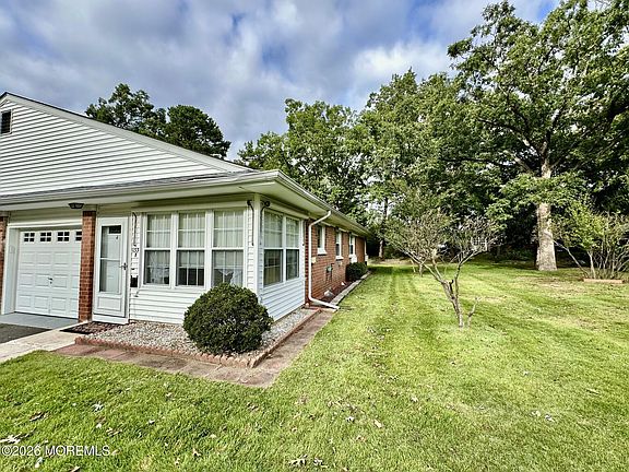 2nd image of 133 B Azalea Drive