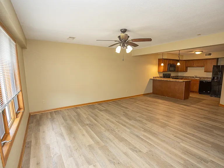 1015 Madison St #G — Photo 4