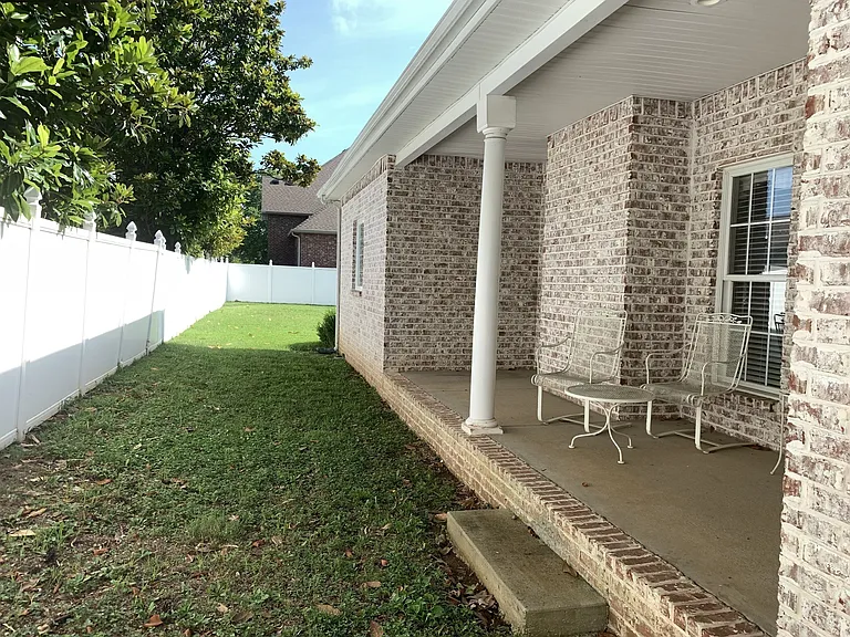2715 Dora Elizabeth Ct — Photo 22