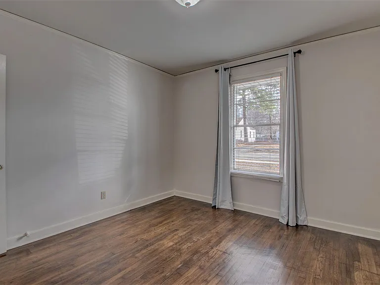 2216 N Arthur St — Photo 20
