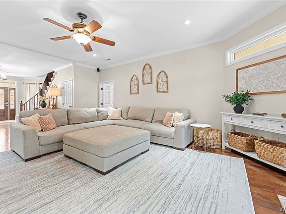 5th image of 11648 Knollwood Rd