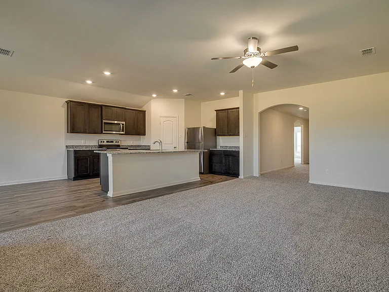 639 Arlington Park Ct — Photo 10