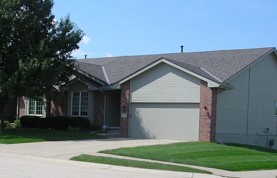 1st image of 5020 N 134th St