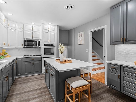 2nd image of 62 Lovett Rd