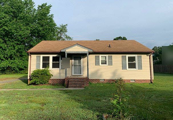 1st image of 206 Dewey St