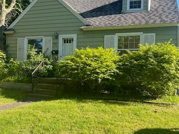 337 E Pine St, Fremont, MI 49412