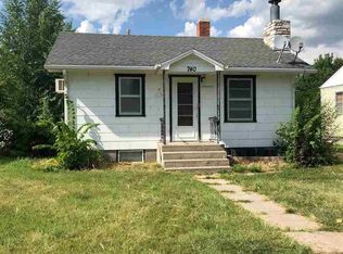 740 O St, Gering, NE 69341