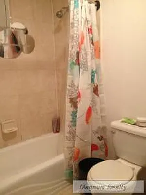 Rented by Magnum Realty Holdings, LLC | media 10