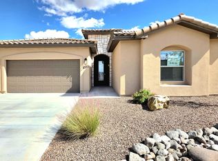 6532 Blackbird Rd, Las Cruces, NM 88012