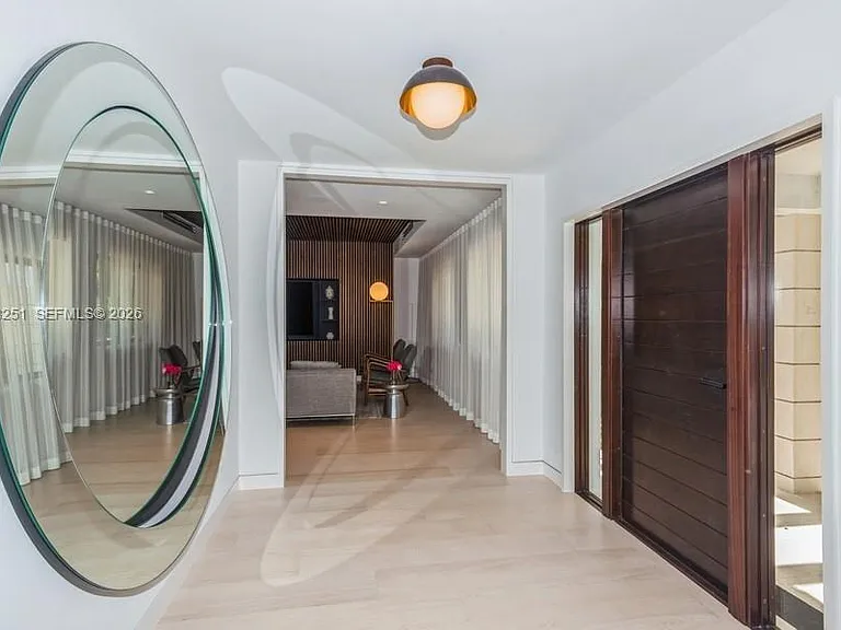 1035 Catalonia Ave — Photo 6