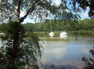 213 Shorewood Dr, East Falmouth, MA 02536